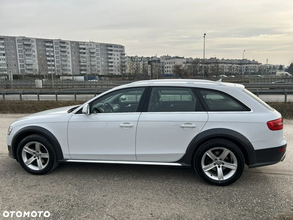 Audi A4 Allroad - 2
