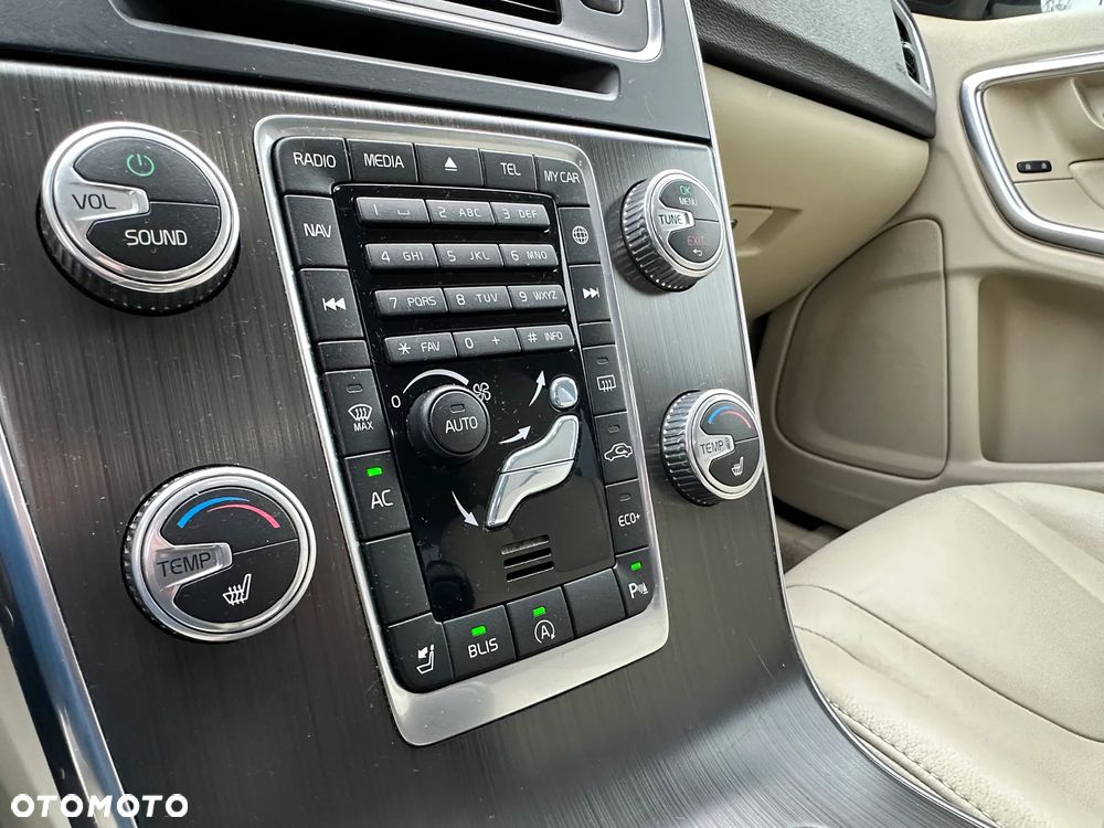 Volvo S60 T5 Drive-E Summum - 28