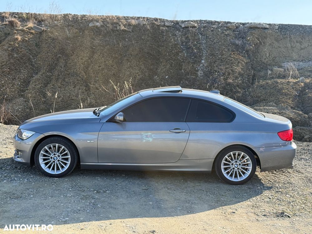 BMW Seria 3 320d Edition Exclusive - 4