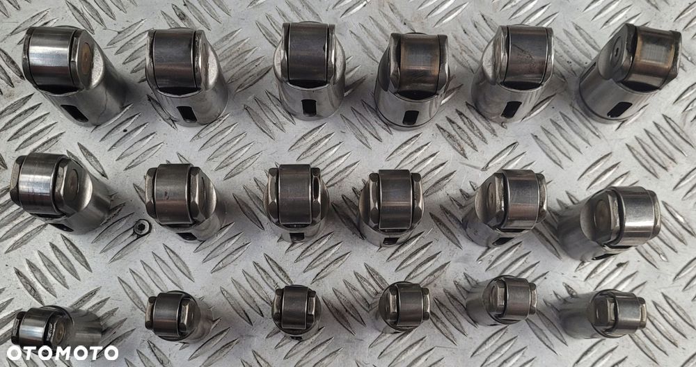 SZKLANKA / ROLKA POPYCHACZY ZAWORÓW DAF XF 105 410 km / 460km / 510km - 2