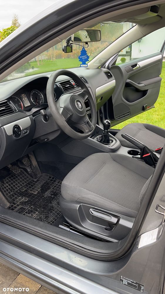 Volkswagen Jetta 1.6 TDI BMT Comfortline - 15