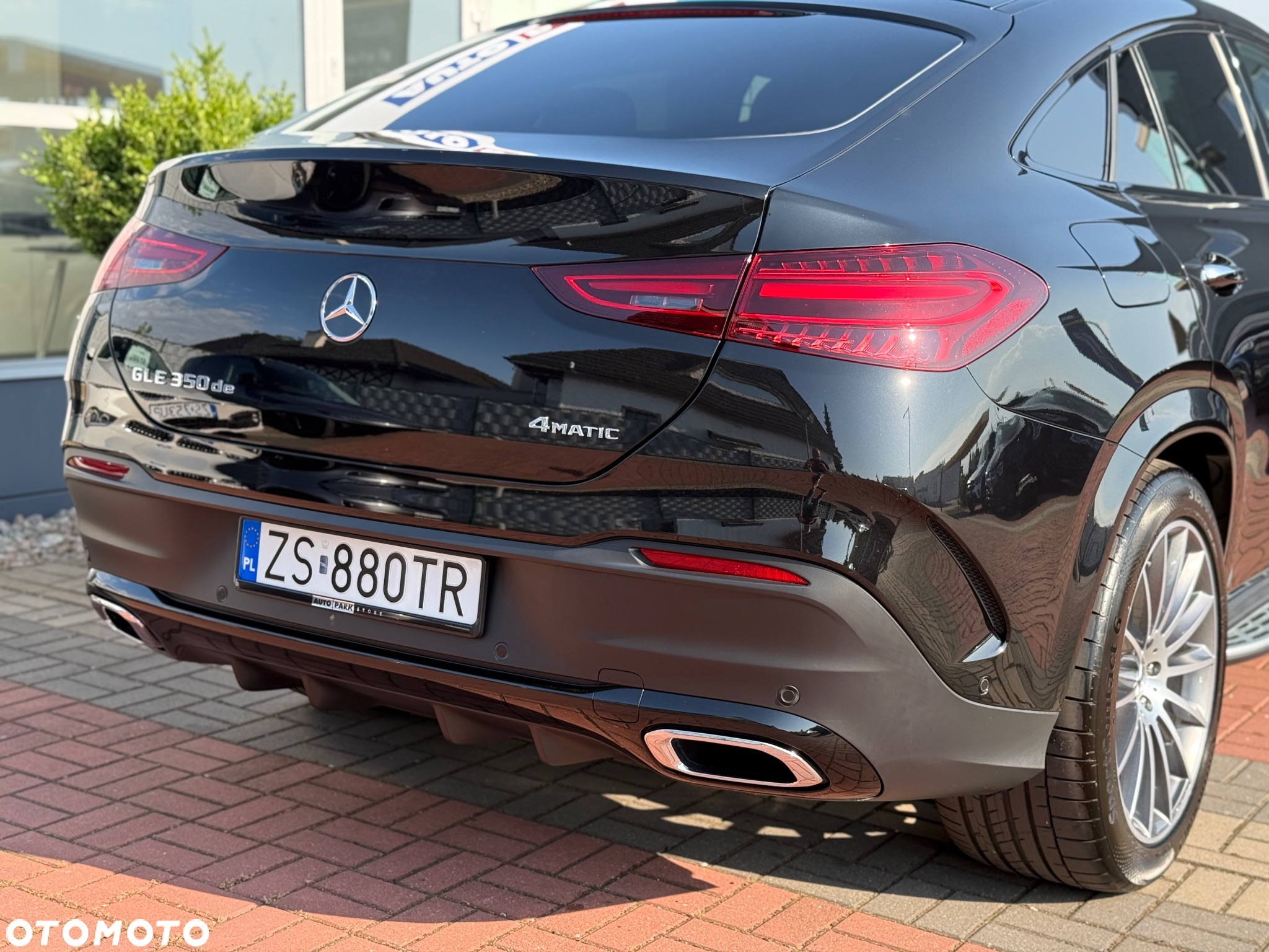 Mercedes-Benz GLE Coupe 350 de PHEV 4-Matic AMG Line - 13
