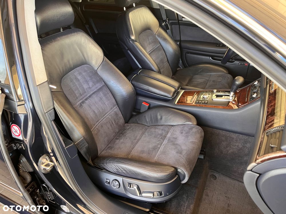 Audi A8 4.2 Quattro - 20