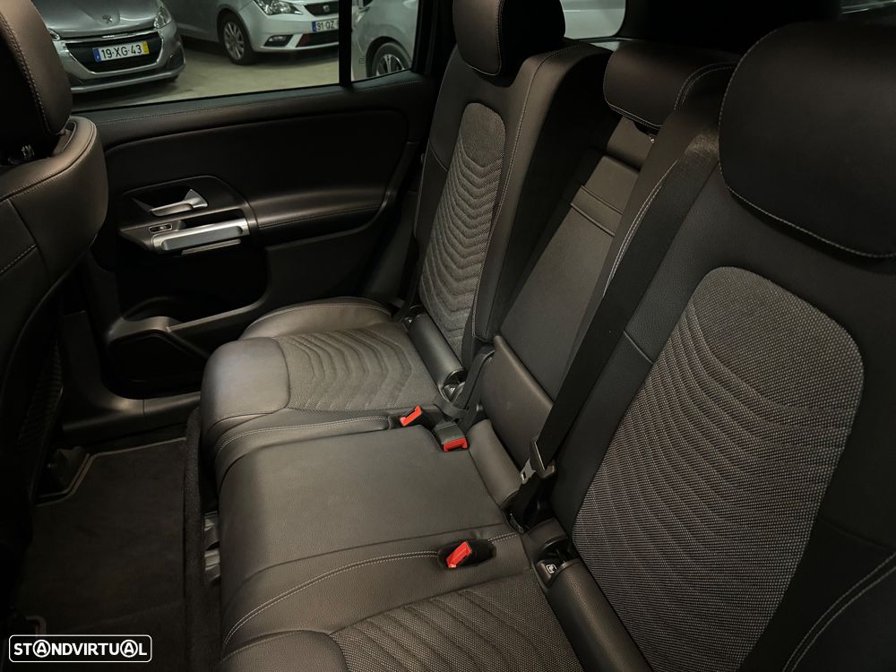 Mercedes-Benz GLB 180 d Progressive - 43