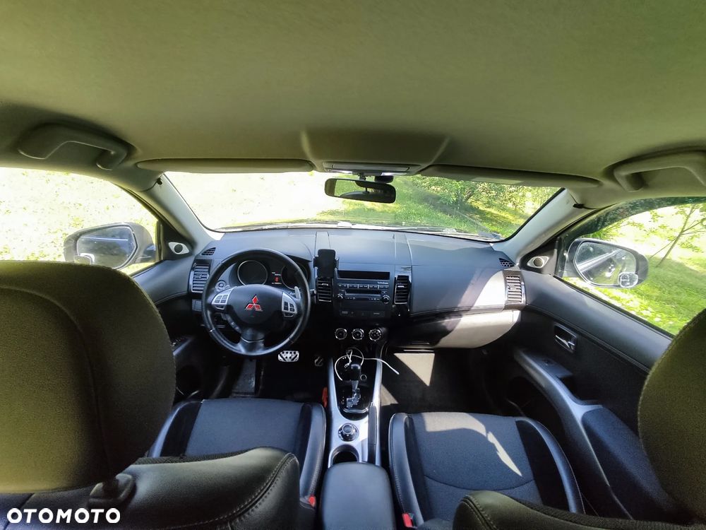 Mitsubishi Outlander 2.4 Intense CVT - 7