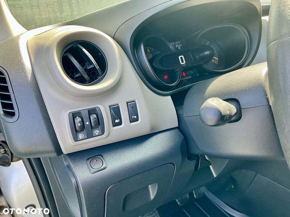 Renault TRAFIC - 18