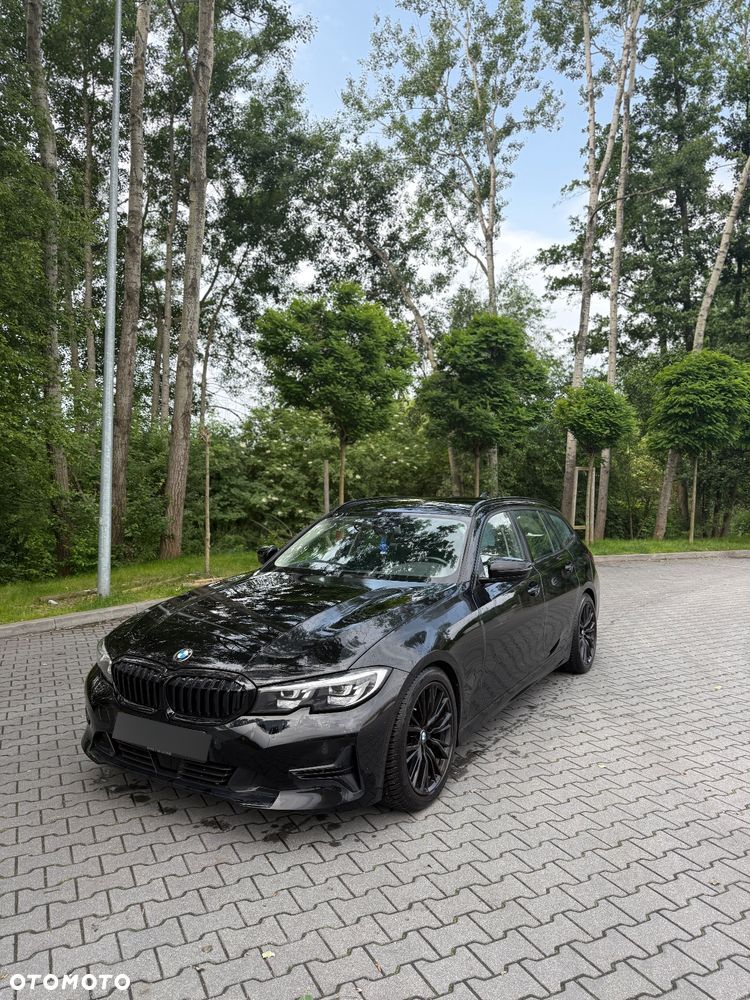 BMW Seria 3 318i - 1