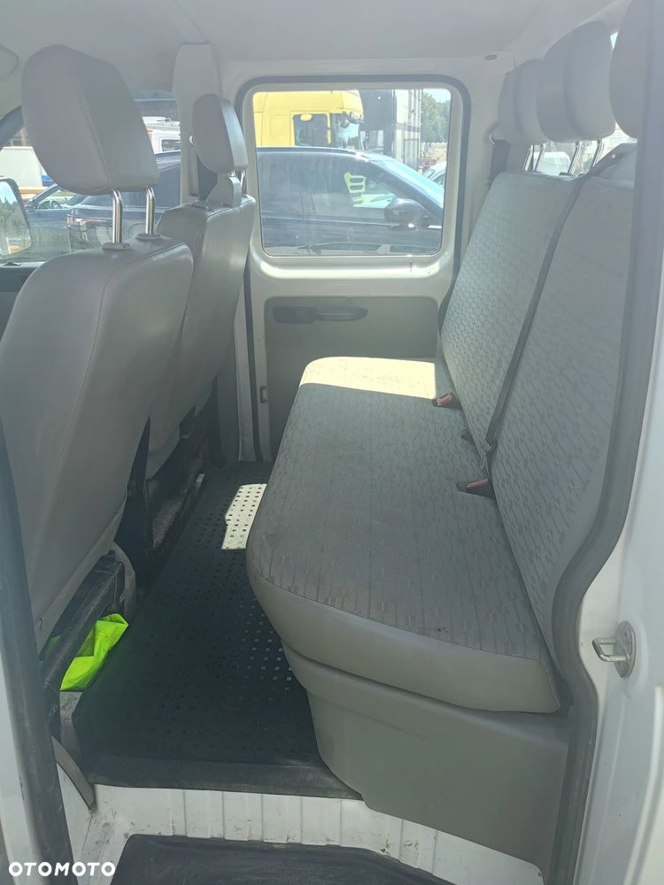 Volkswagen T5 - 11