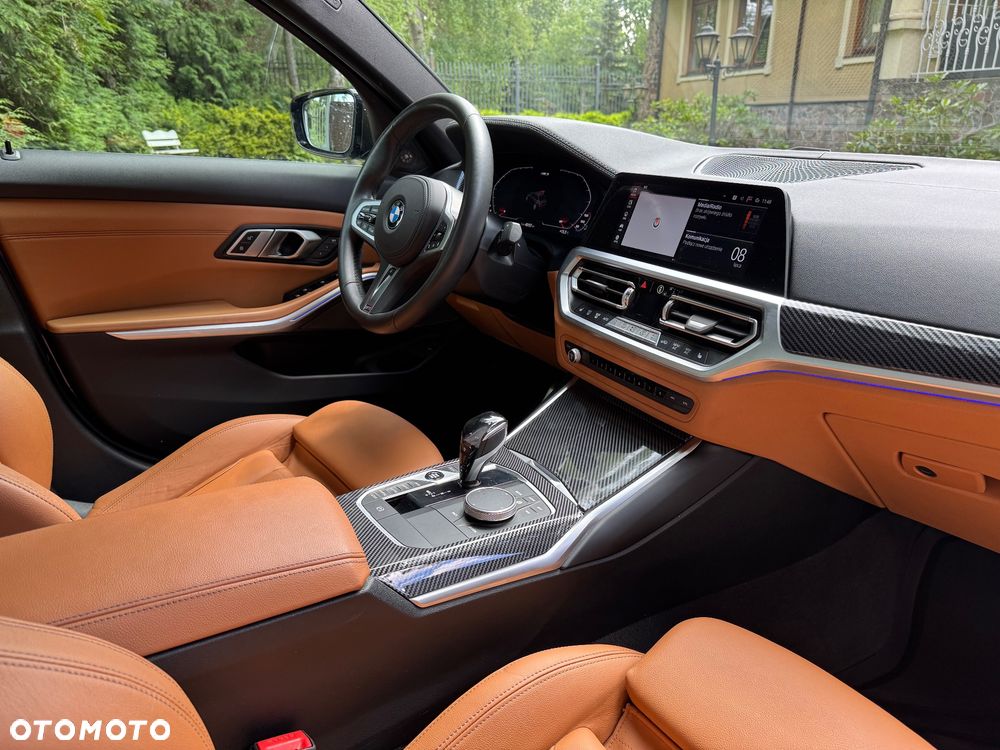 BMW Seria 3 M340i xDrive - 19