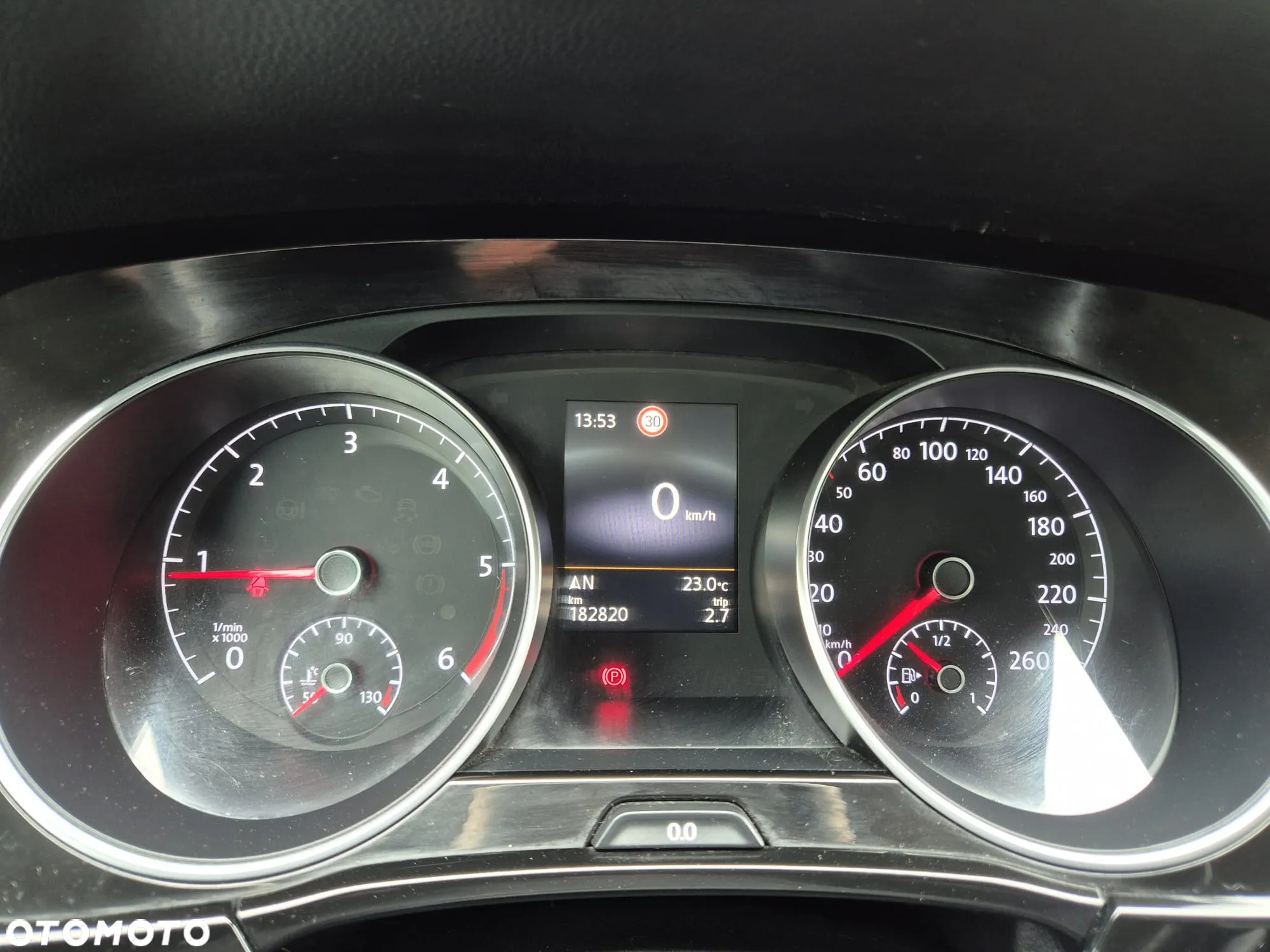 Volkswagen Touran 2.0 TDI BMT Highline - 15