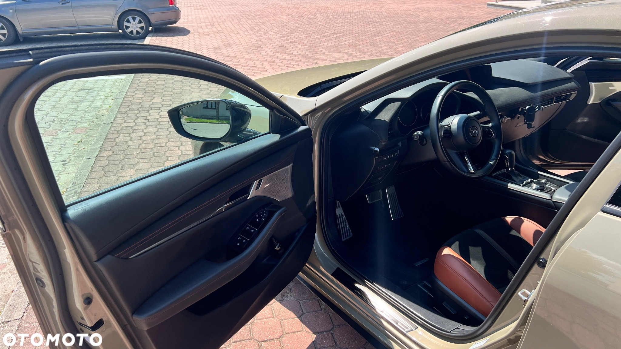 Mazda 3 - 4