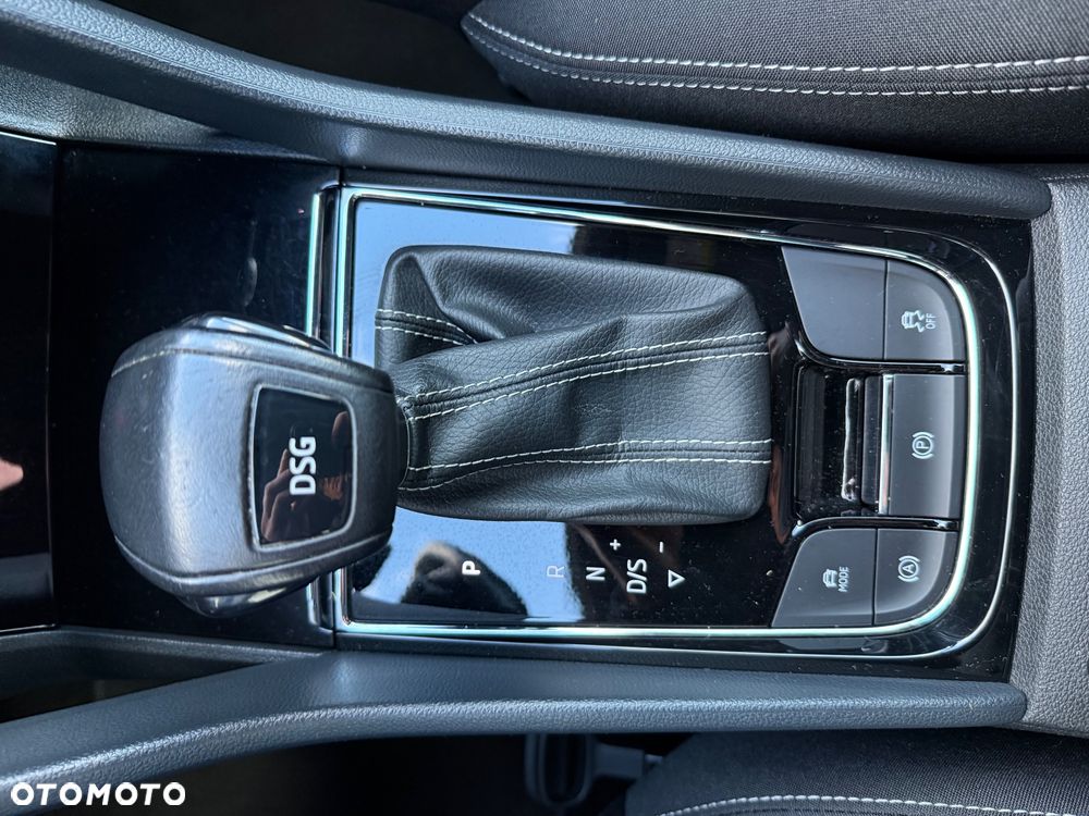 Skoda Karoq 1.5 TSI ACT 4x2 Sportline DSG - 16