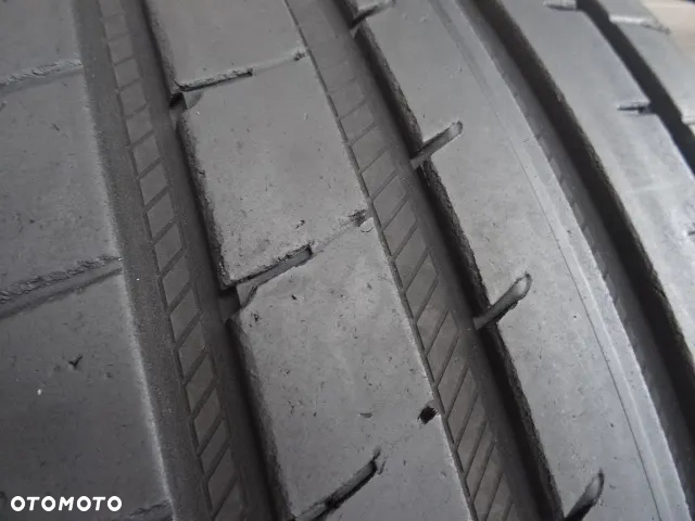 275/55/R19 111W Goodyear Eagle F1 Asymetric 3 SUV - 4