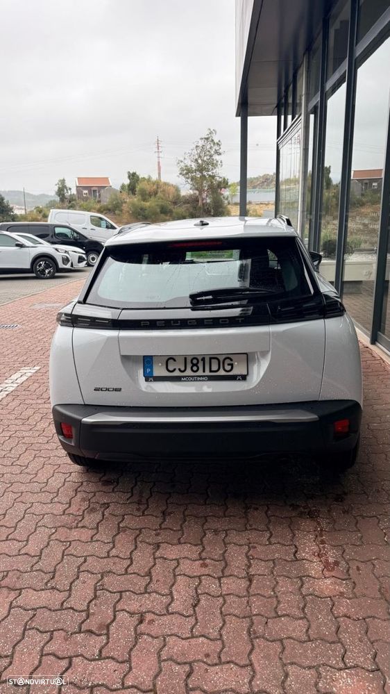 Peugeot 2008 1.2 Edition - 5