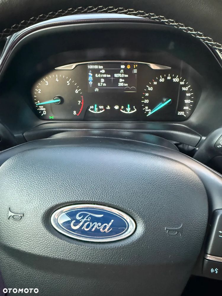 Ford Fiesta 1.0 EcoBoost S&S VIGNALE - 24