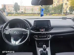Hyundai i30 1.4 Classic + - 8