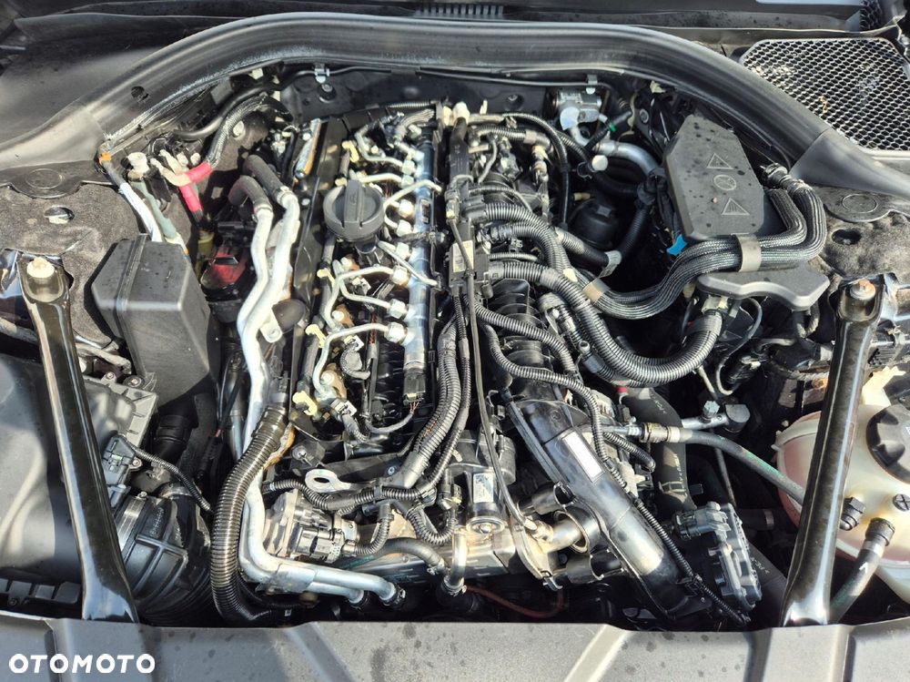 BMW G05 G11 G30 G32 SILNIK 3.0D B57D30A X-DRIVE 113TYŚ.KM FILM - 1