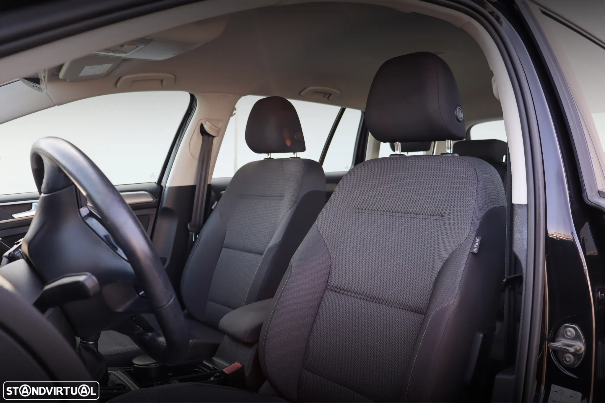 VW Golf Variant 1.6 TDi BlueMotion Confortline - 12