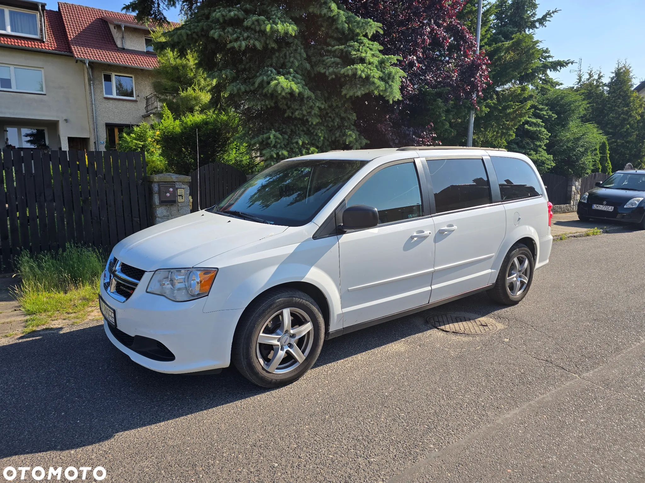 Dodge Grand Caravan - 3