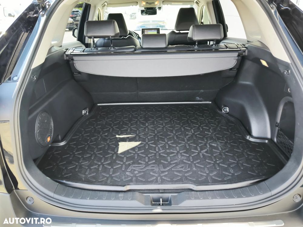 Toyota RAV4 2.5 Hybrid VVT-iE 4x2 Dynamic - 8