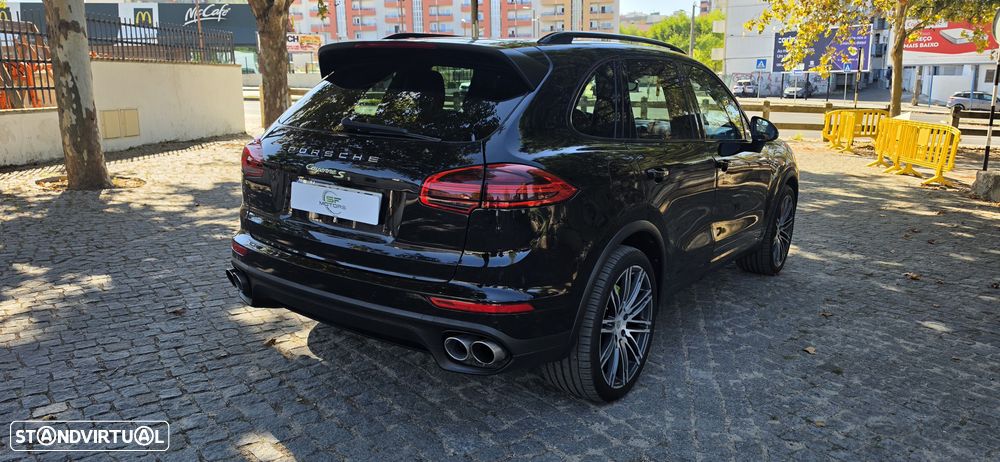 Porsche Cayenne S E-Hybrid Platinum Edition - 6