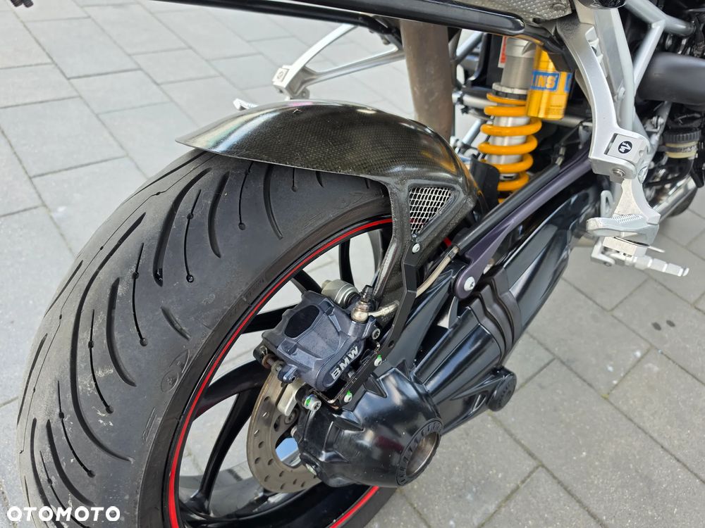 BMW R - 22