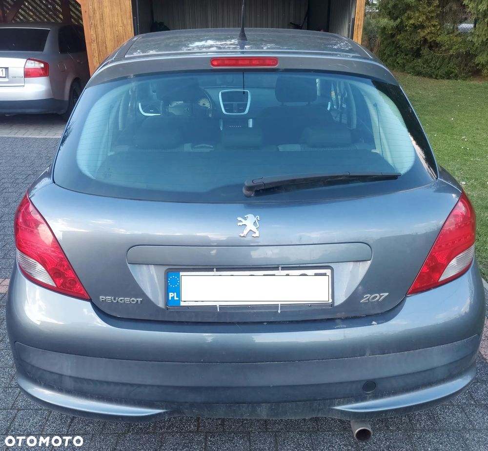 Peugeot 207 - 2