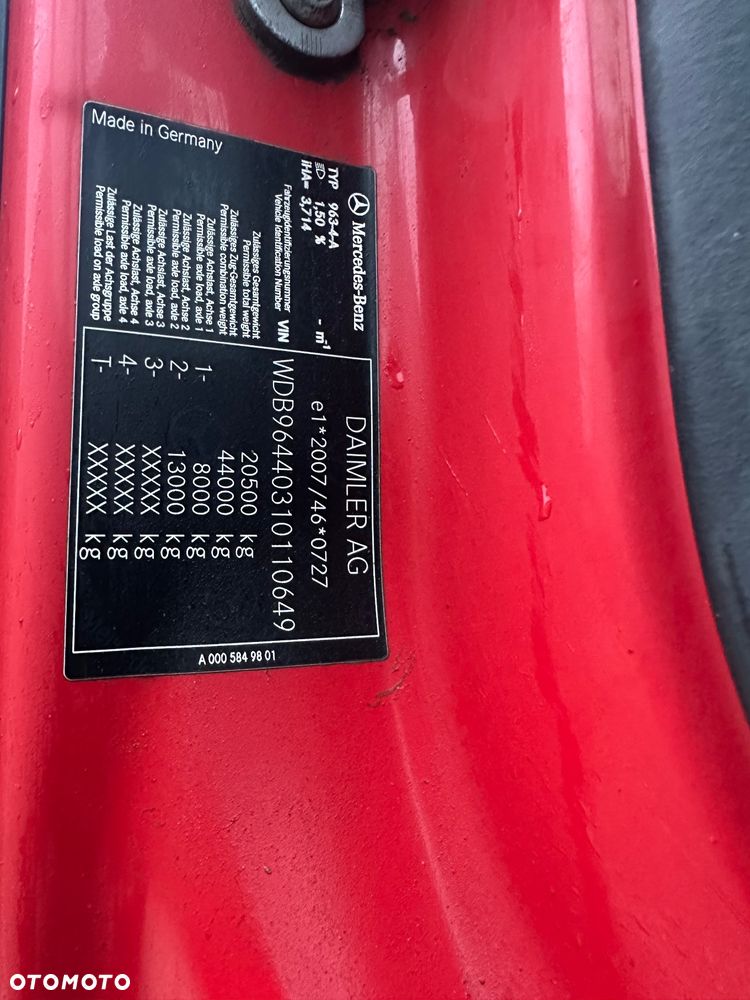 Mercedes-Benz Arosc - 15