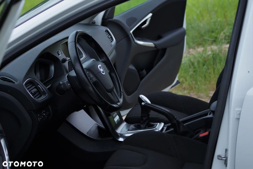 Volvo V40 - 29