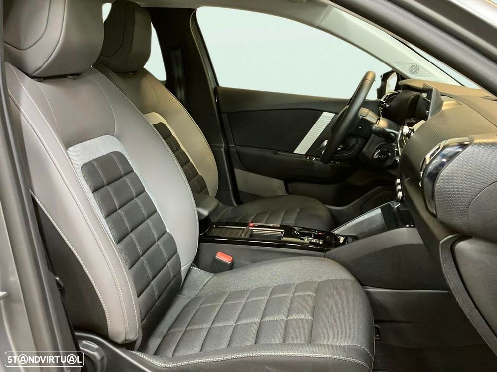 Citroën e-C4 50 kWh Plus - 11