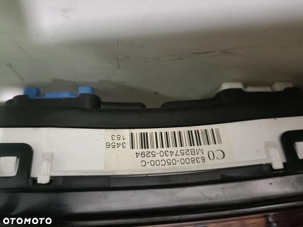 TOYOTA AVENSIS T25 03-09 2,0 D4D liczniki zegary 8380005C00C * - 3