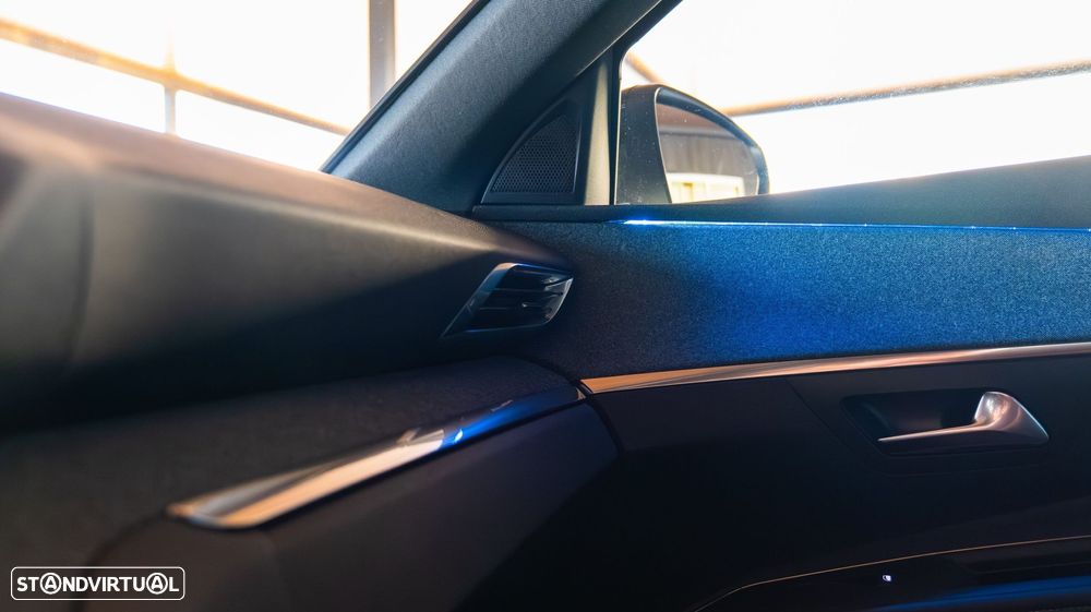 Peugeot 5008 1.2 PureTech Allure Pack EAT8 - 14