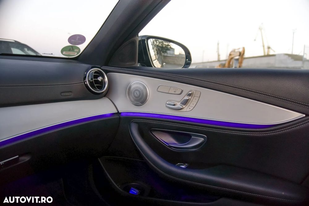 Mercedes-Benz E - 24