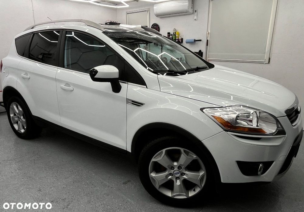Ford Kuga - 12