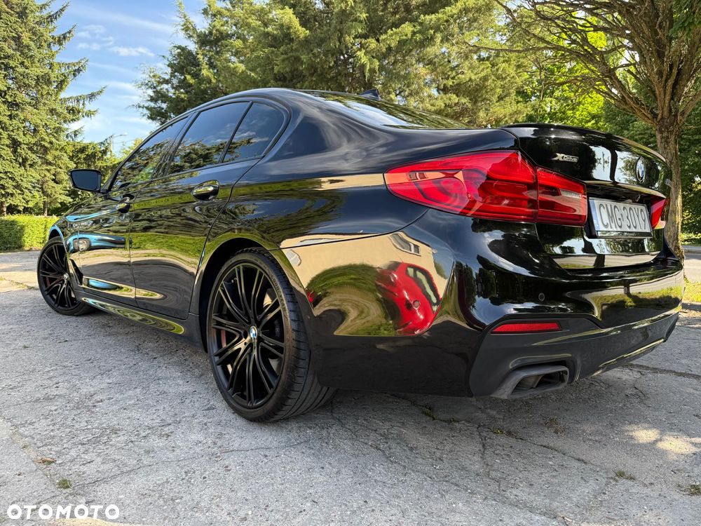 BMW Seria 5 M550i xDrive - 2