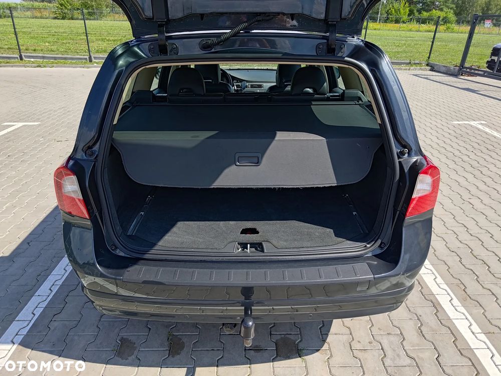 Volvo V70 2.0 Momentum - 11
