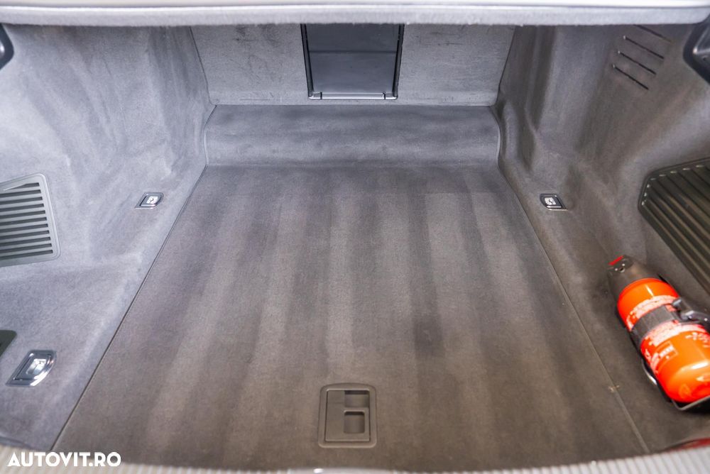 Audi A8 55 TFSI quattro Tiptronic - 15