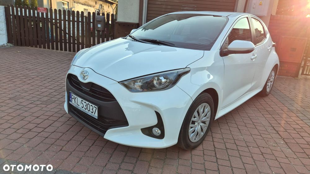 Toyota Yaris - 1