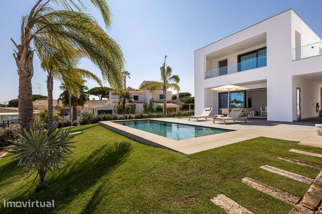 Oliveira Residences: moradias com piscina no Triângulo Dourado, Algar - Grande imagem: 5/5