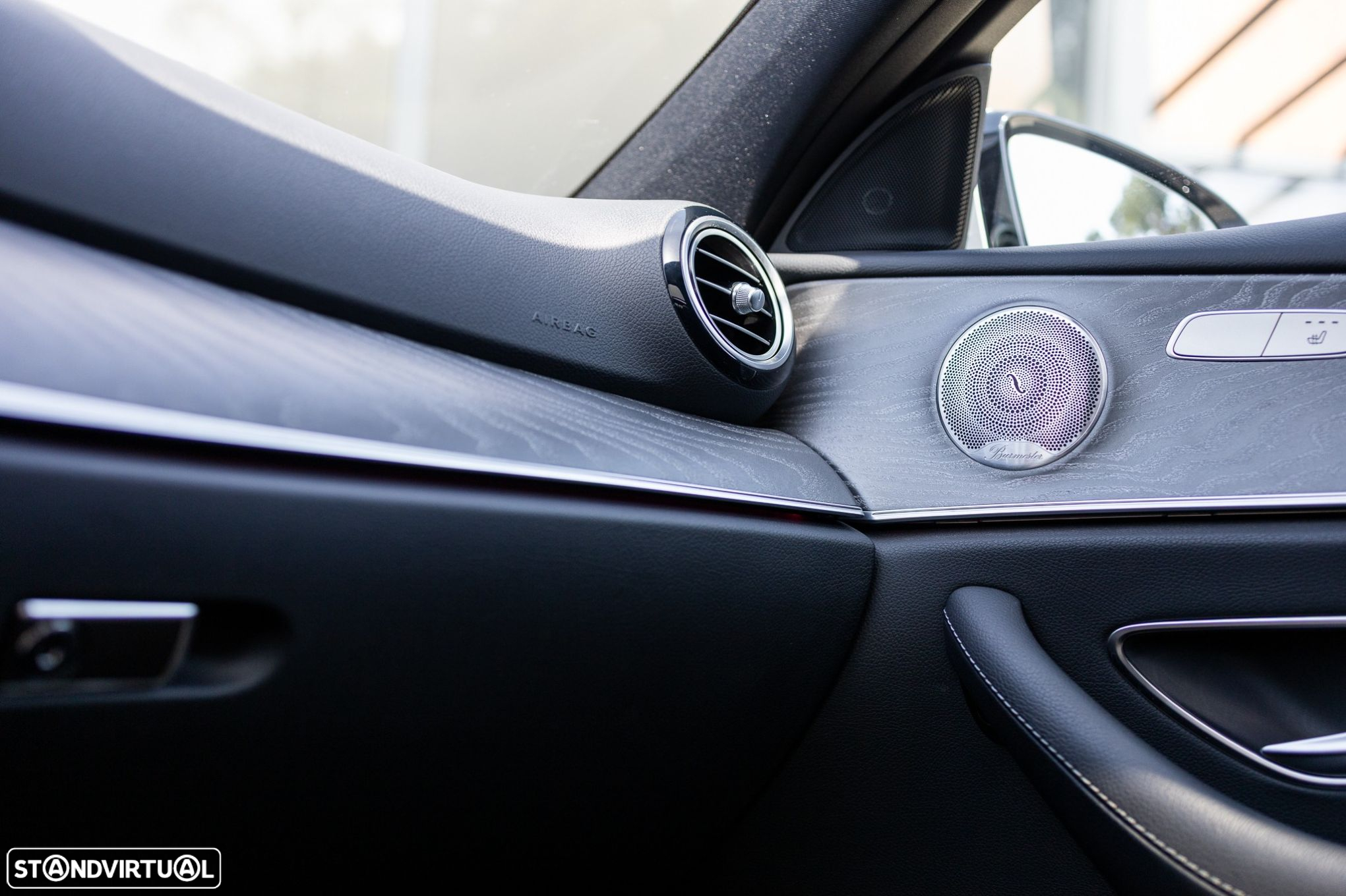 Mercedes-Benz E 300 - 36