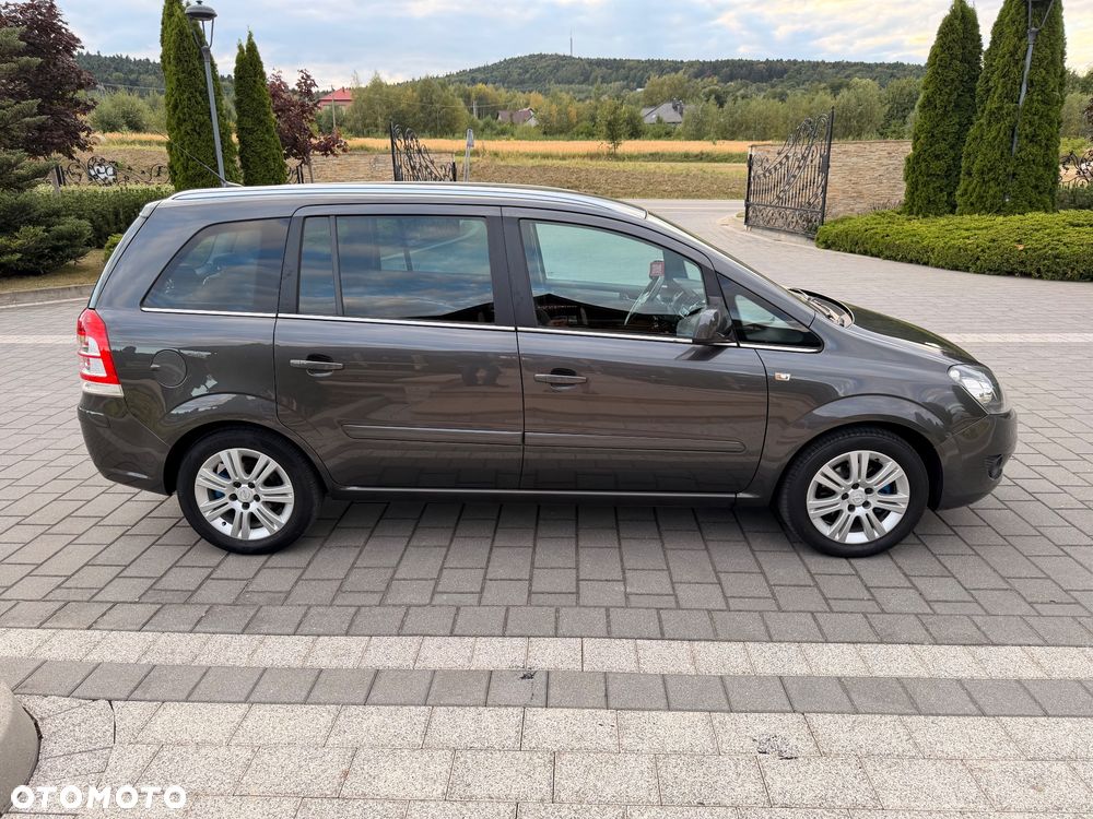 Opel Zafira 1.8 Innovation 110 Jahre - 5