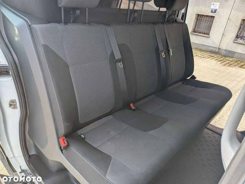 Renault Trafic 2.0 L2H1 HD Extra (bryg.) - 24