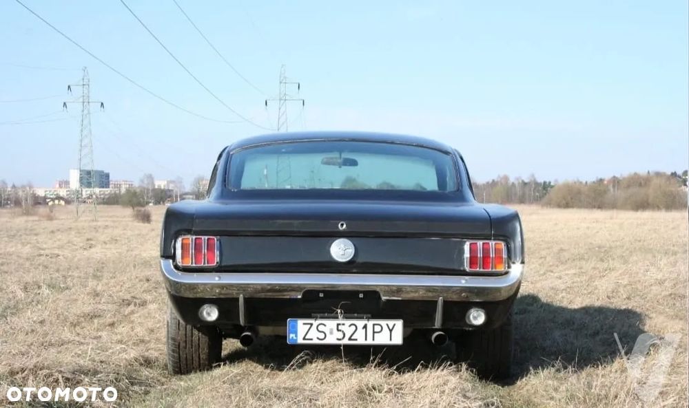 Ford Mustang - 14