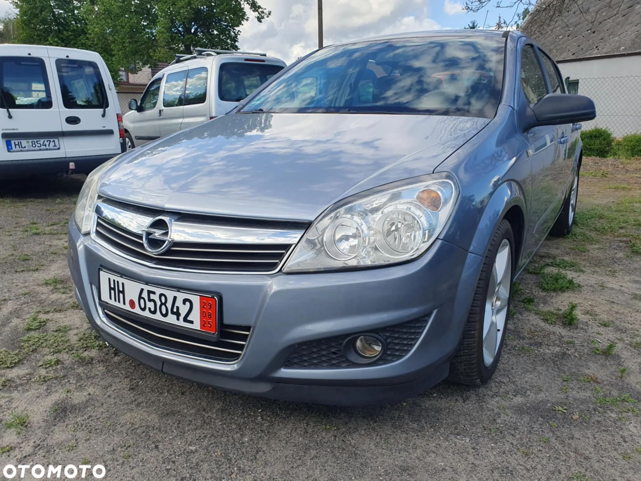 Opel Astra - 1