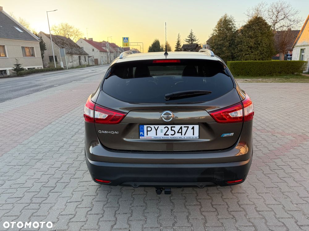 Nissan Qashqai 1.6 DCi Tekna+ - 6