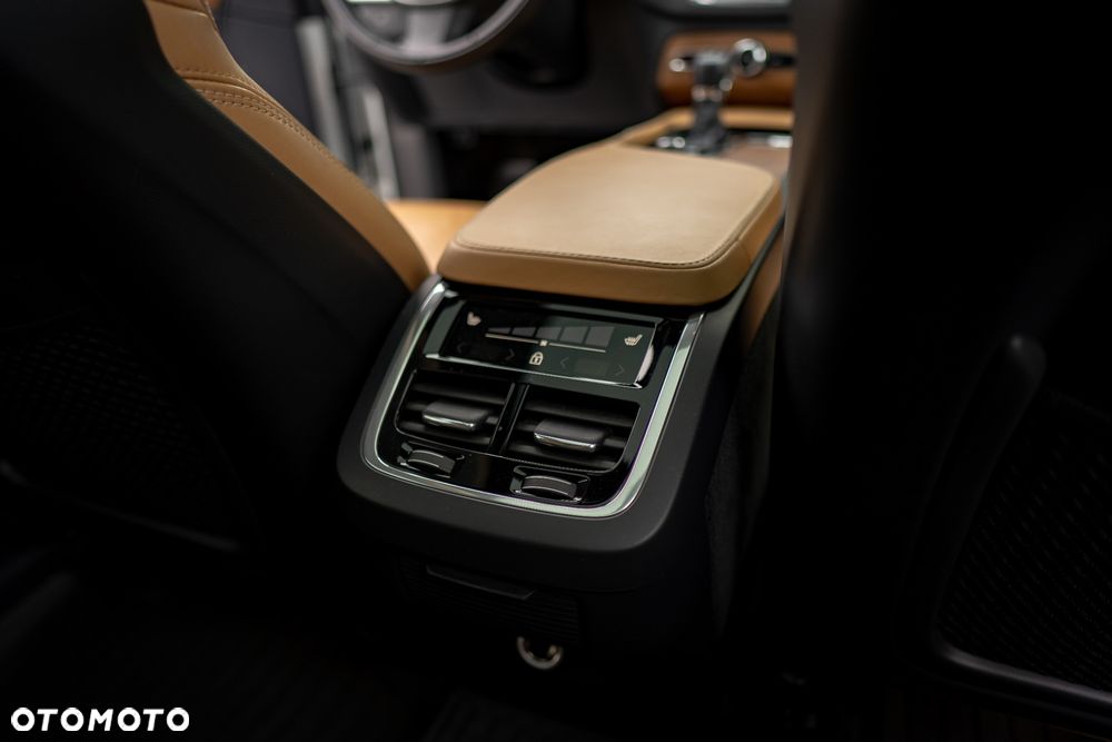 Volvo XC 90 T6 AWD Geartronic Inscription - 17