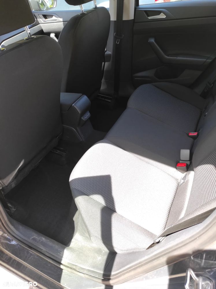 Volkswagen Polo - 4