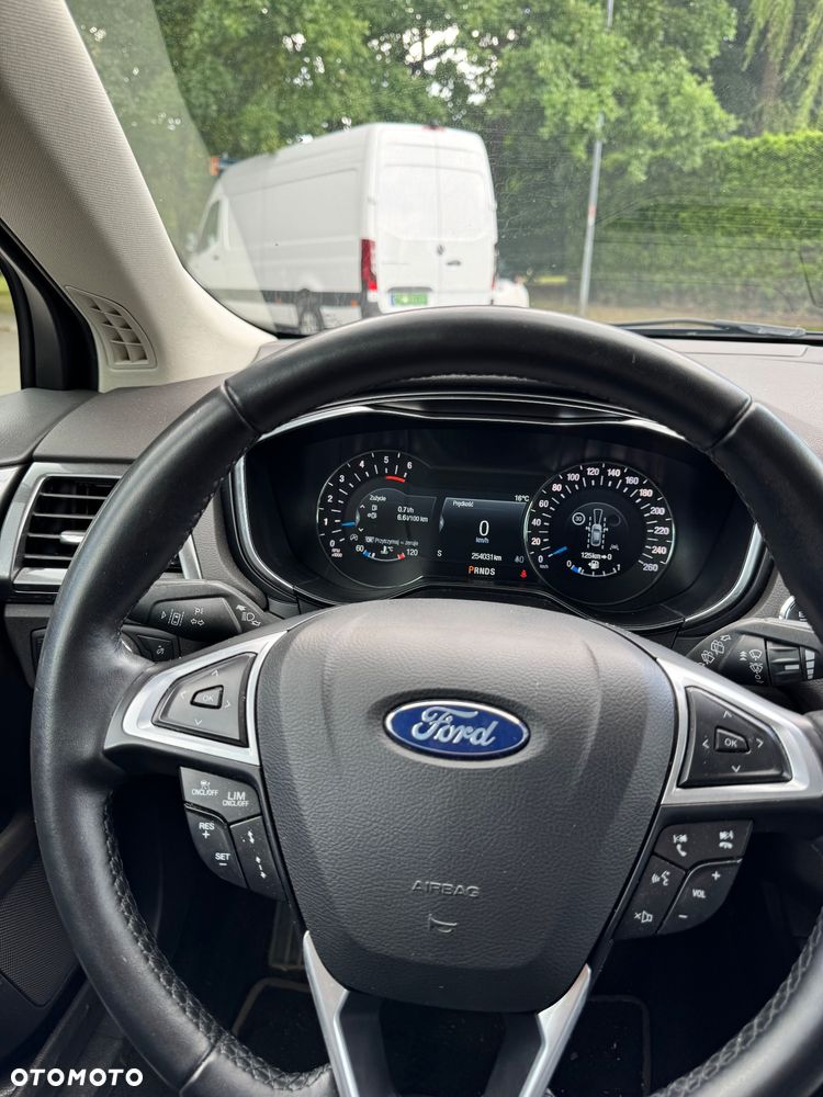 Ford Mondeo - 7