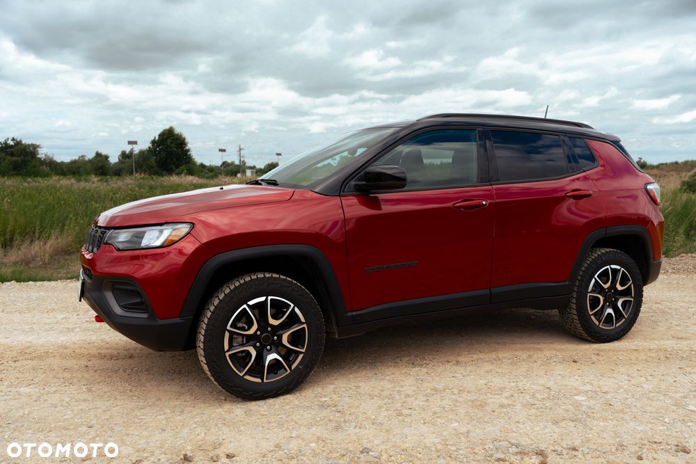 Jeep Compass - 23