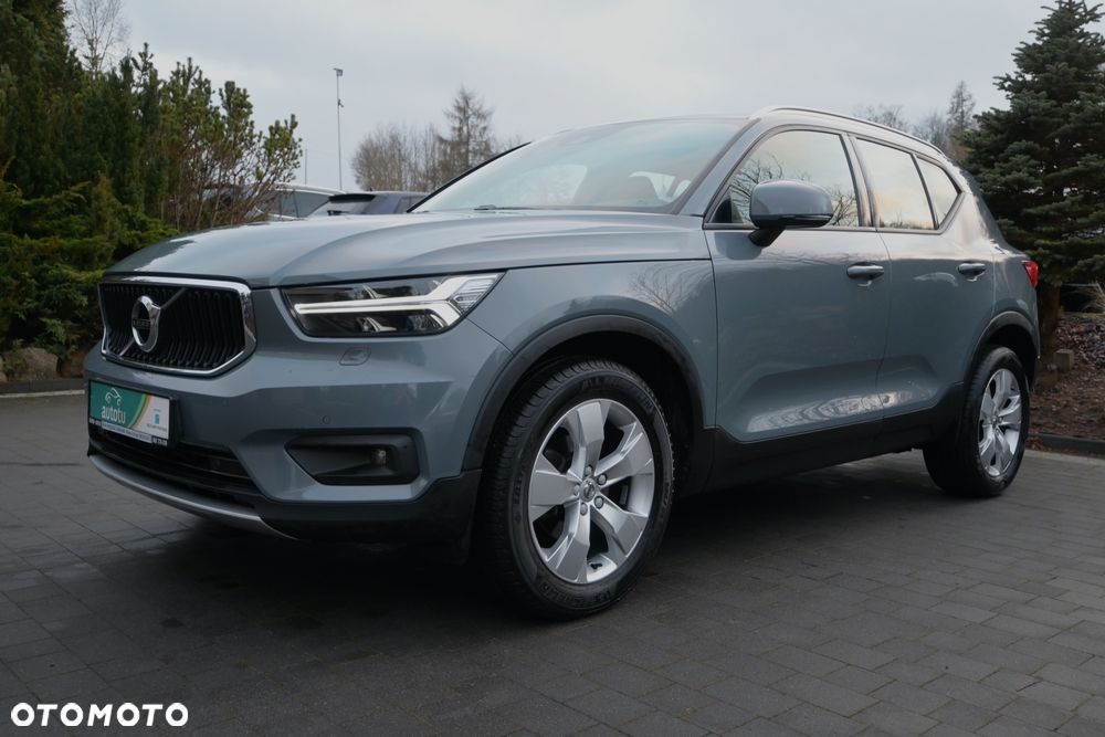 Volvo XC 40 D3 Momentum Pro - 2